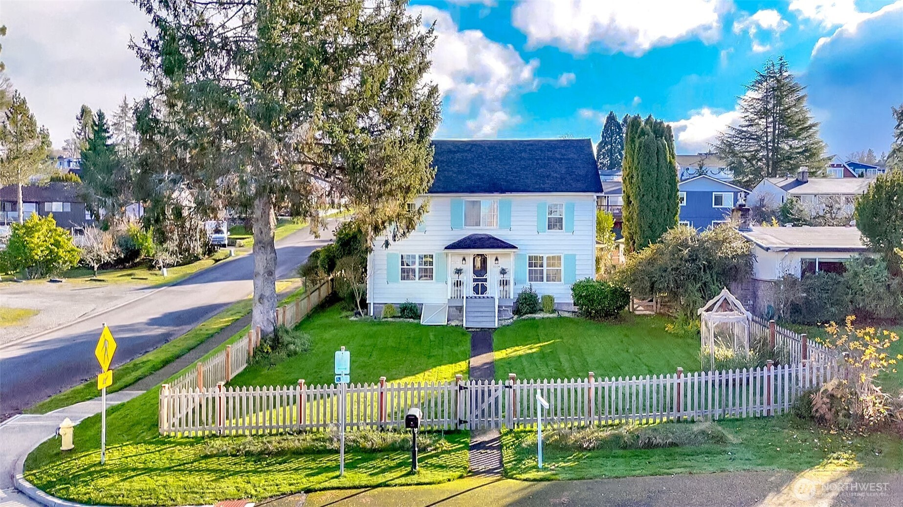 1514 Rainier Street, Steilacoom, WA 98388