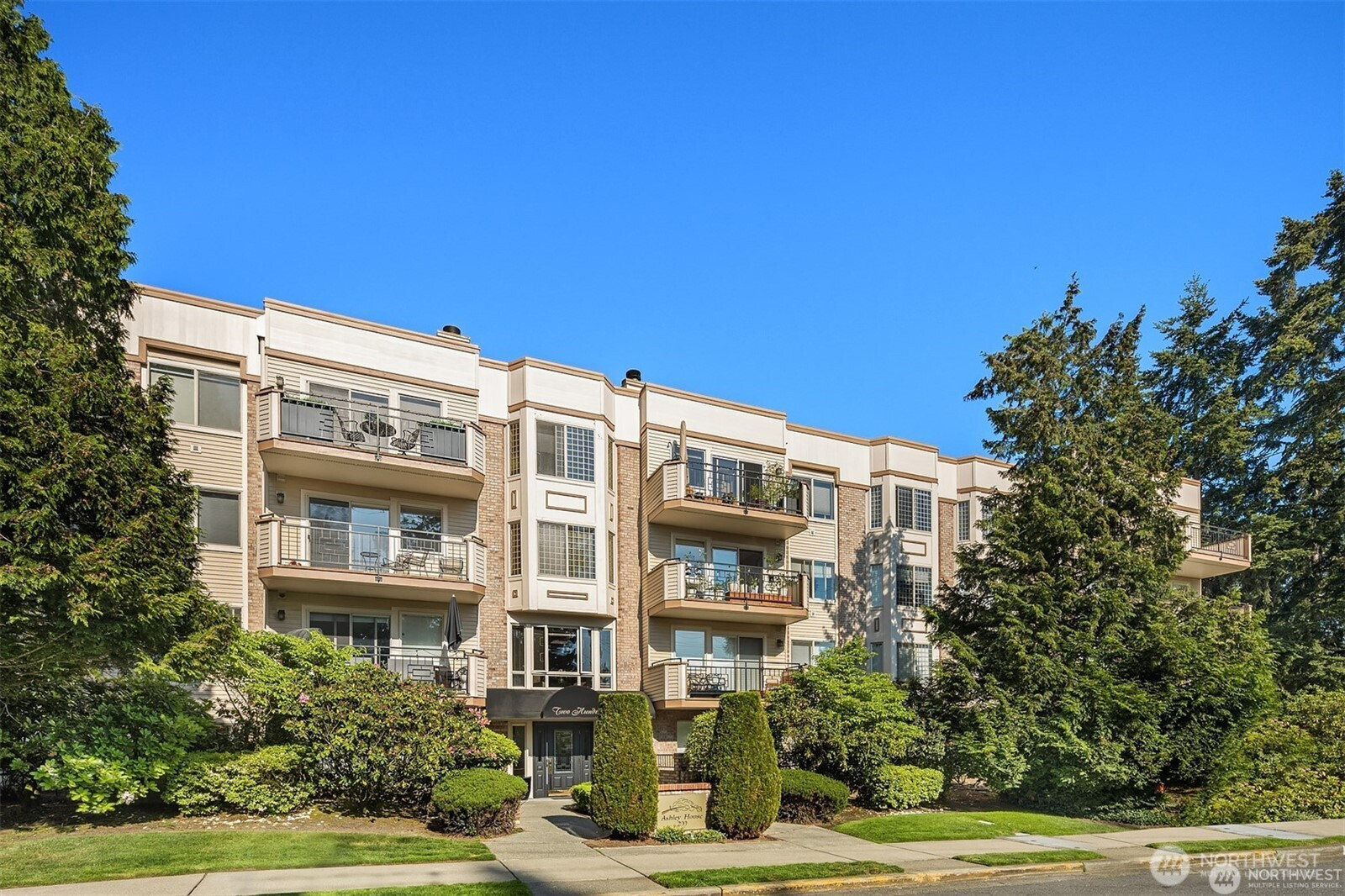 200 99th Avenue NE, Bellevue, WA 98004