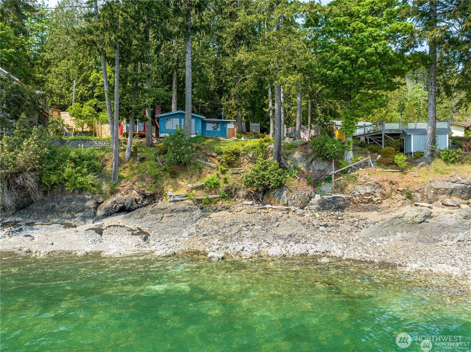 40 N Triton Head Drive, Lilliwaup, WA 98555