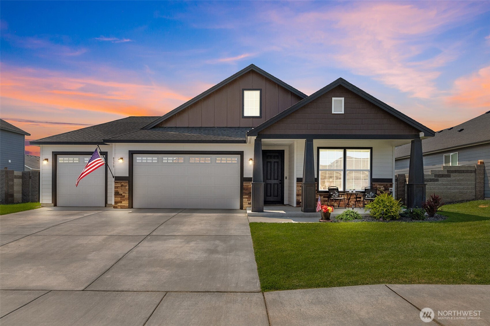 8375 Lennox Street, West Richland, WA 99353