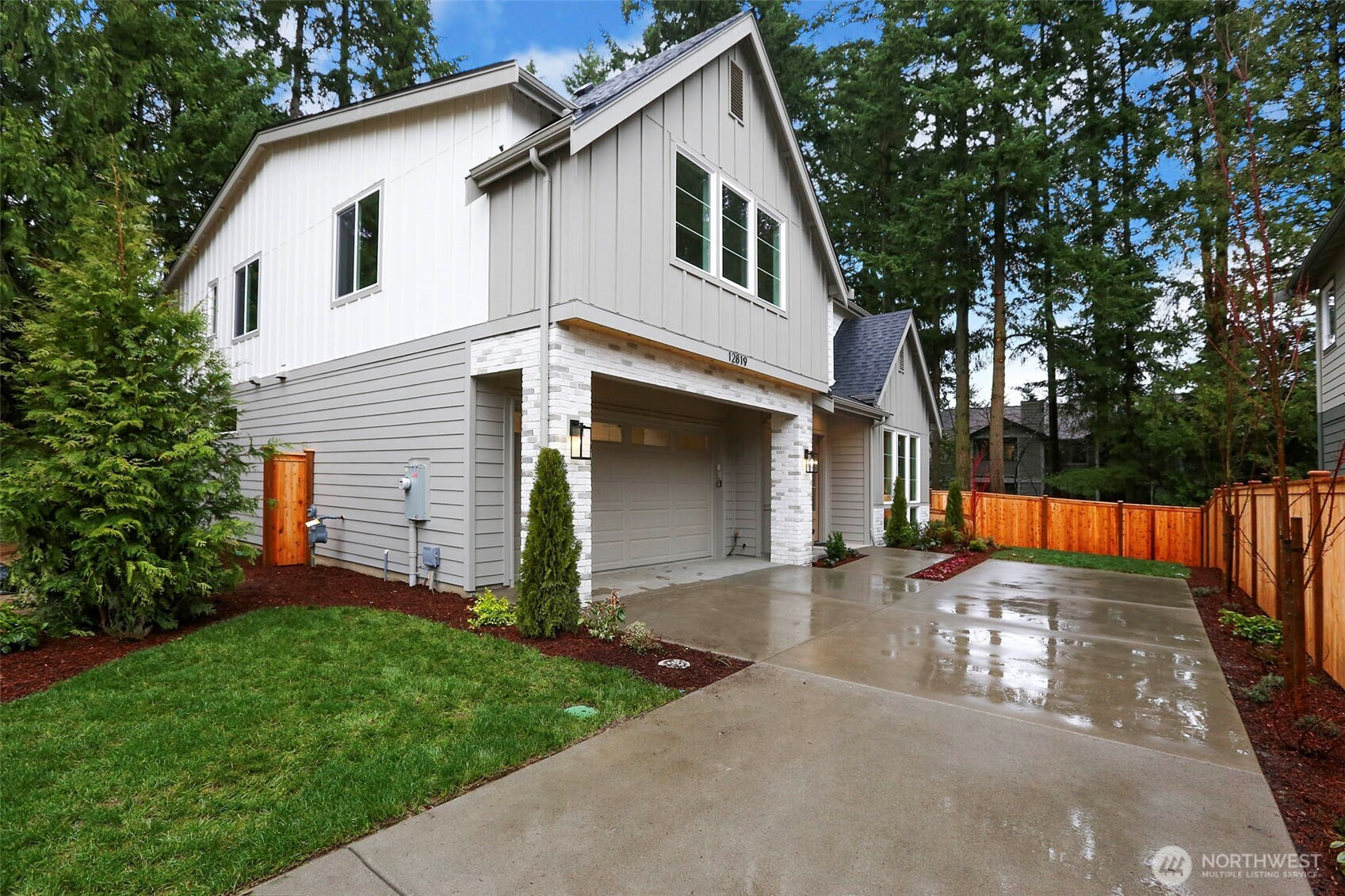 12819 NE 65th Lane, Kirkland, WA 98033
