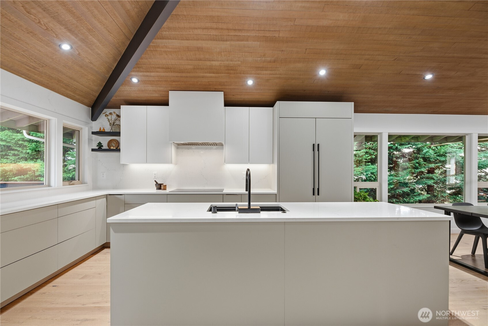 25330 157th Place SE, Covington, WA 98042