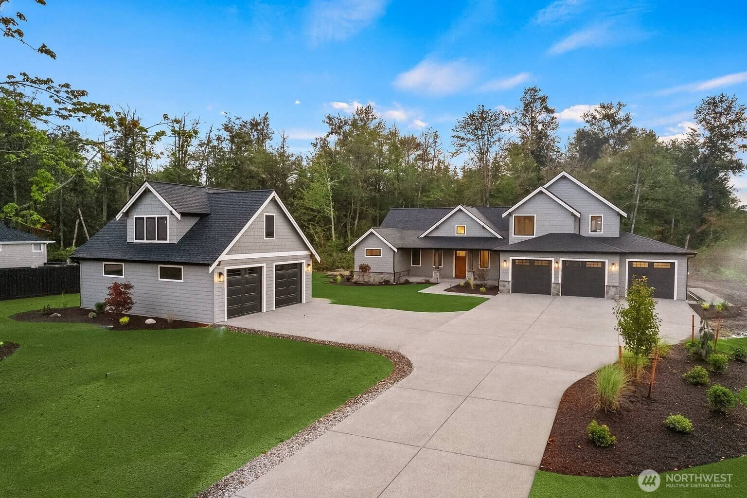 12107 Mundy Loss Road E, Buckley, WA 98321