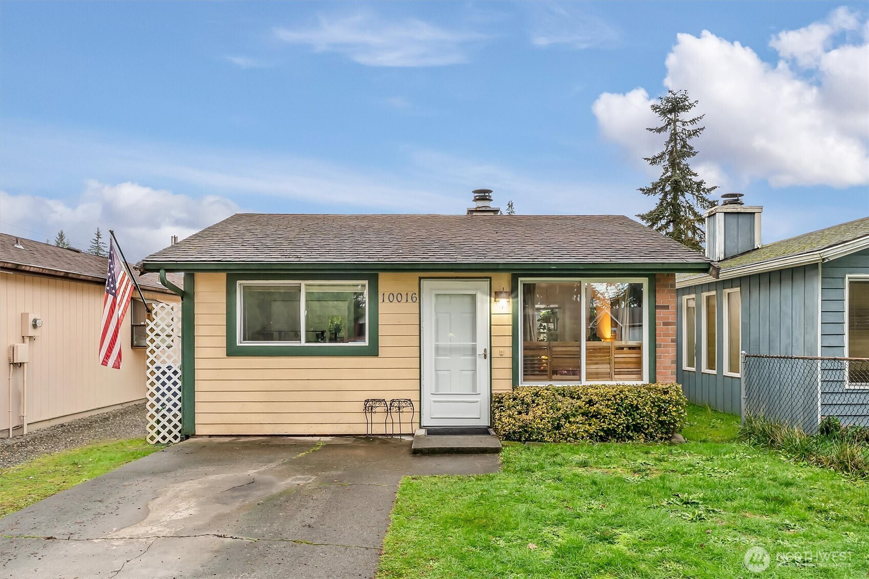 10016 52nd Drive NE, Marysville, WA 98270