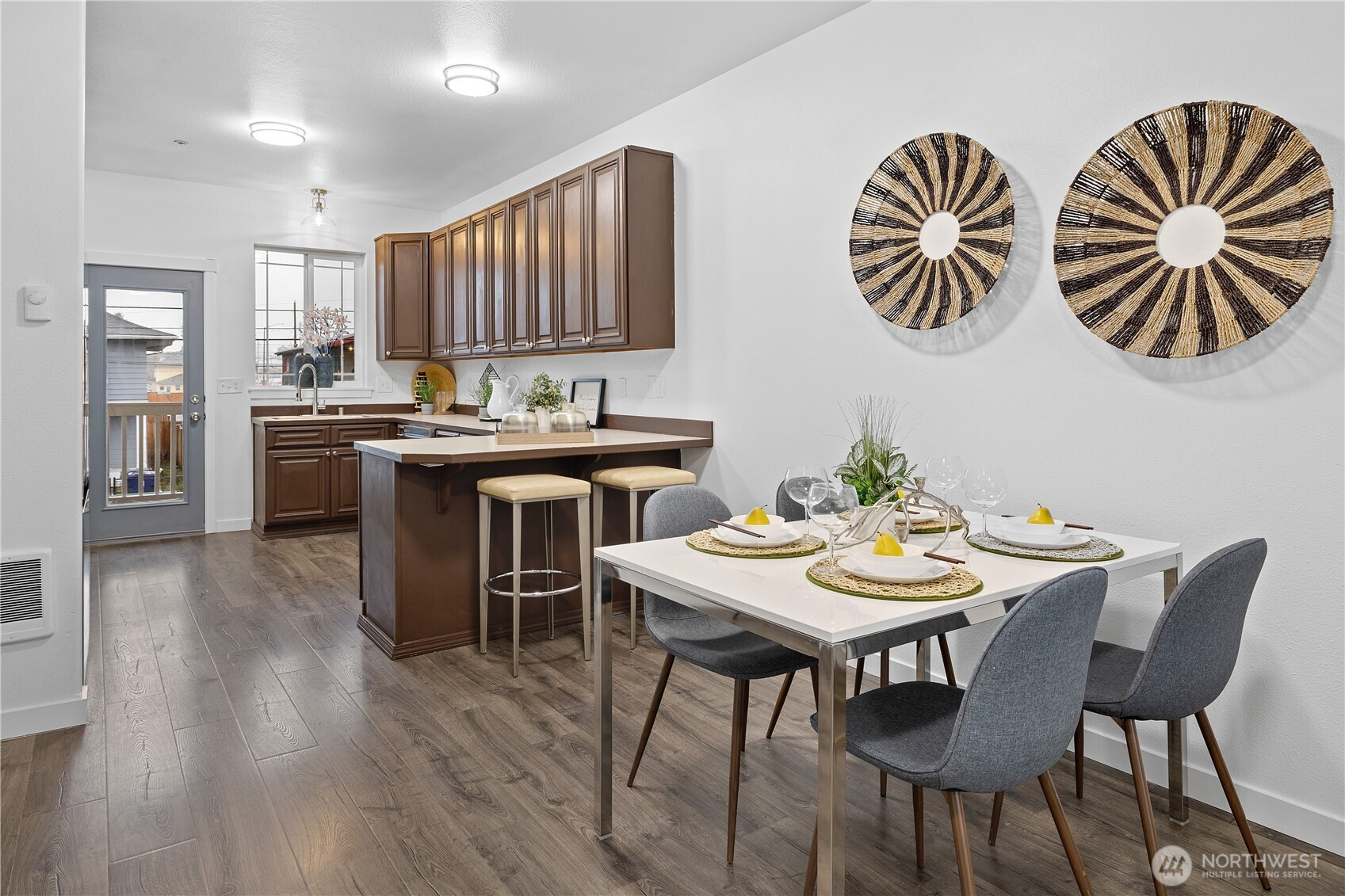 5621 S Lawrence St, Tacoma, WA 98409