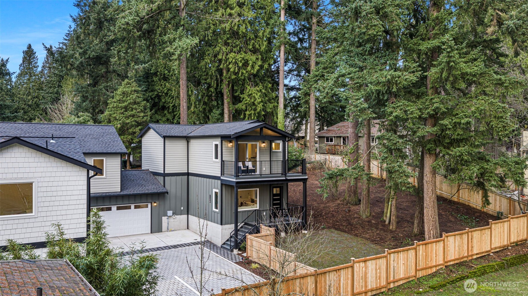 11220 115th Place NE, Kirkland, WA 98033