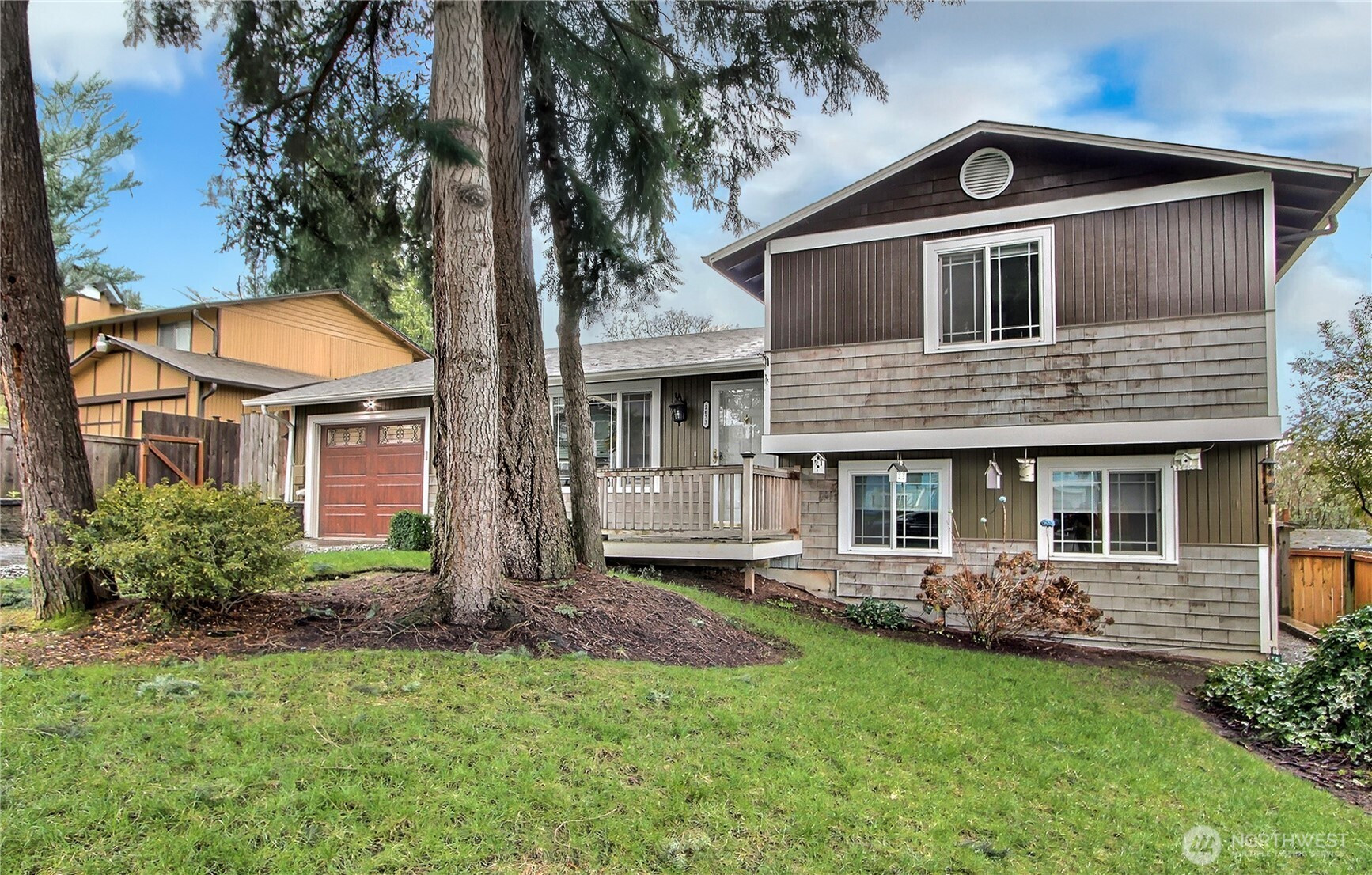 2633 SW 351st Place, Federal Way, WA 98023