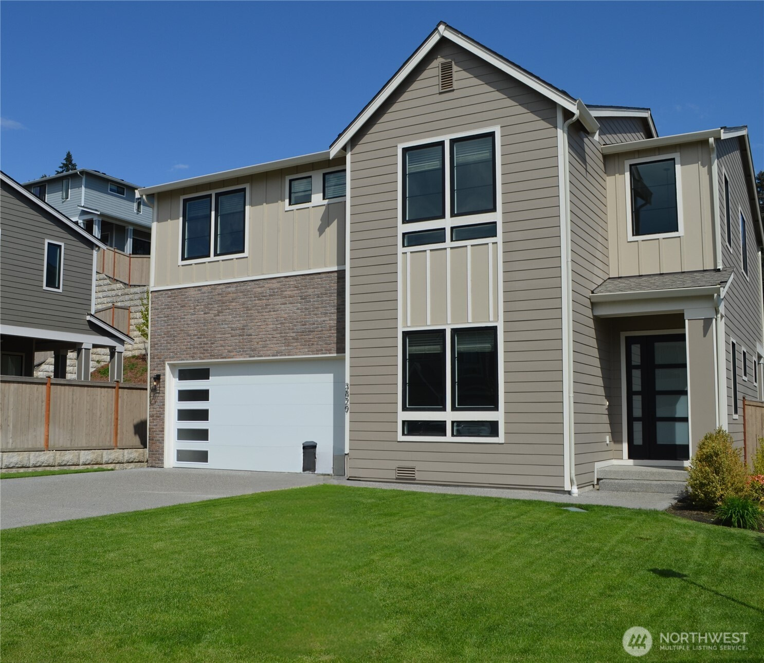 3829 95th Avenue E, Edgewood, WA 98371