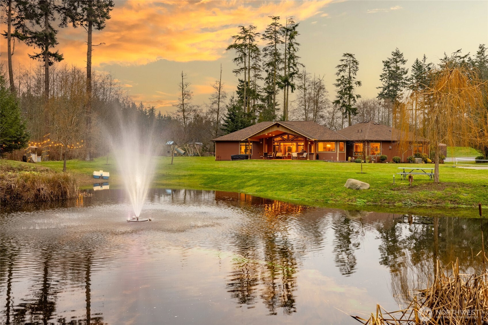 1975 Zylstra Road, Oak Harbor, WA 98277