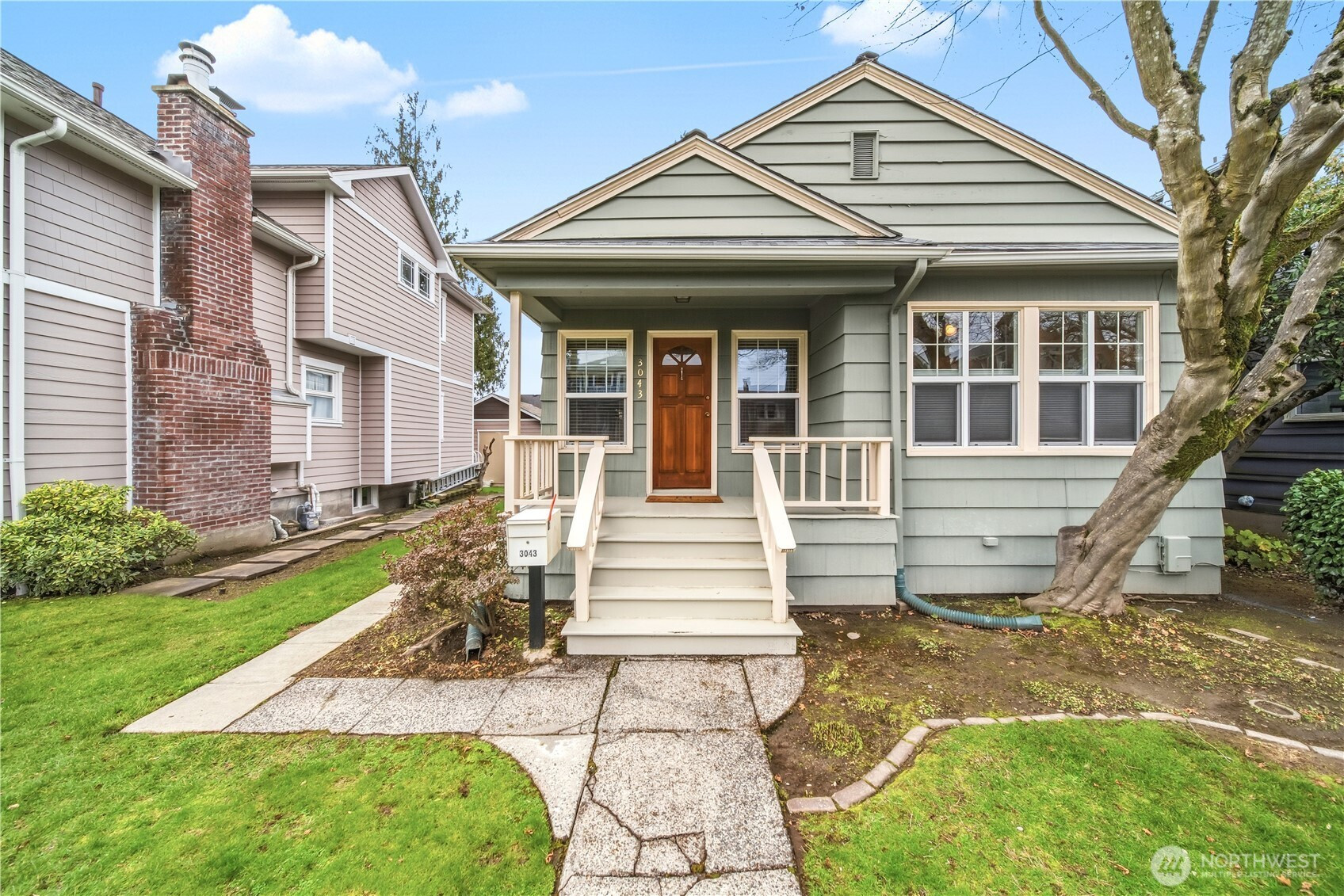 3043 38th Avenue SW, Seattle, WA 98126