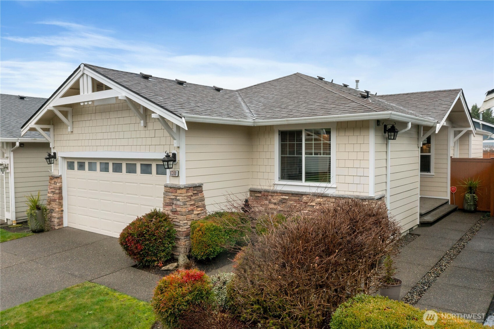 8300 Bainbridge Loop NE, Lacey, WA 98516