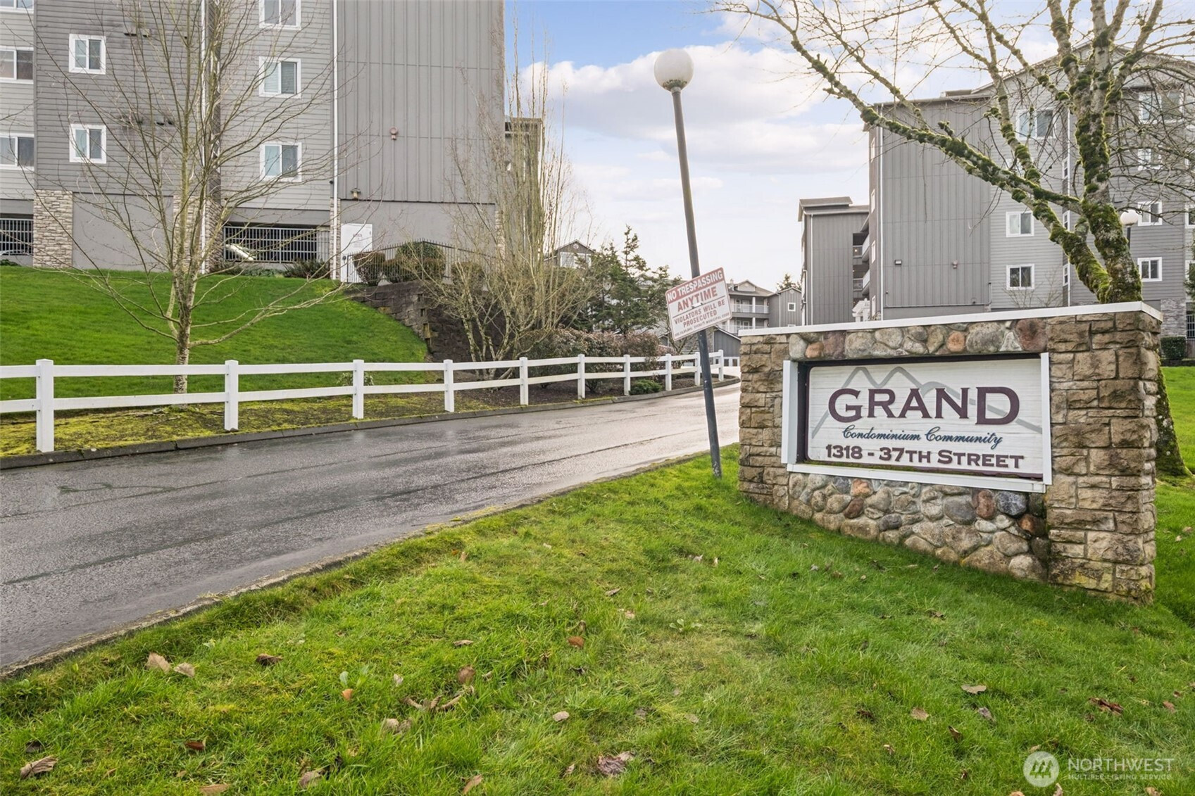 1318 37th Street, Everett, WA 98201