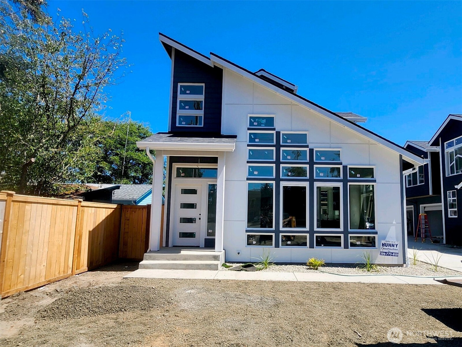 768 Point Brown Avenue SE, Ocean Shores, WA 98569