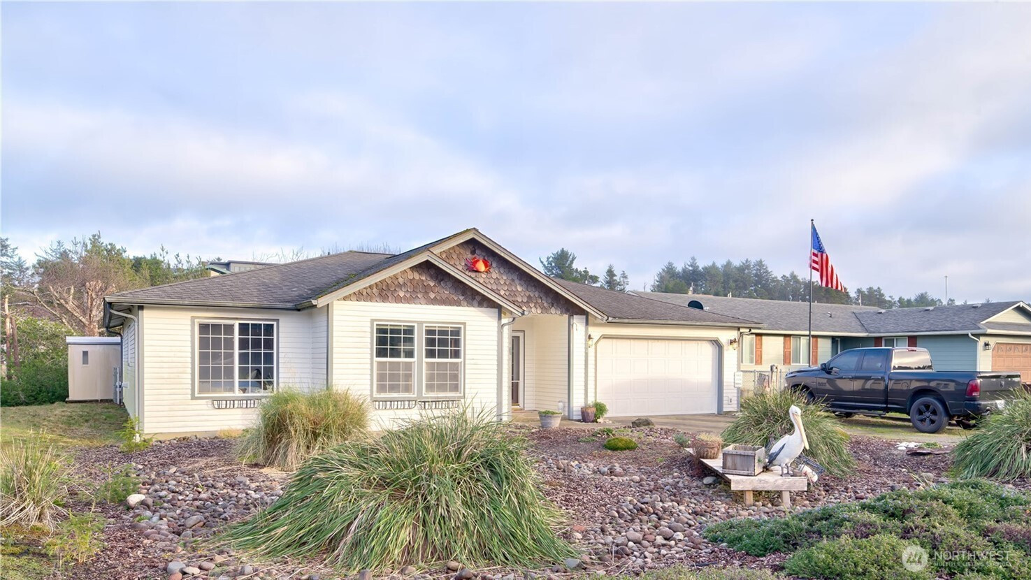30214 H Street, Ocean Park, WA 98640
