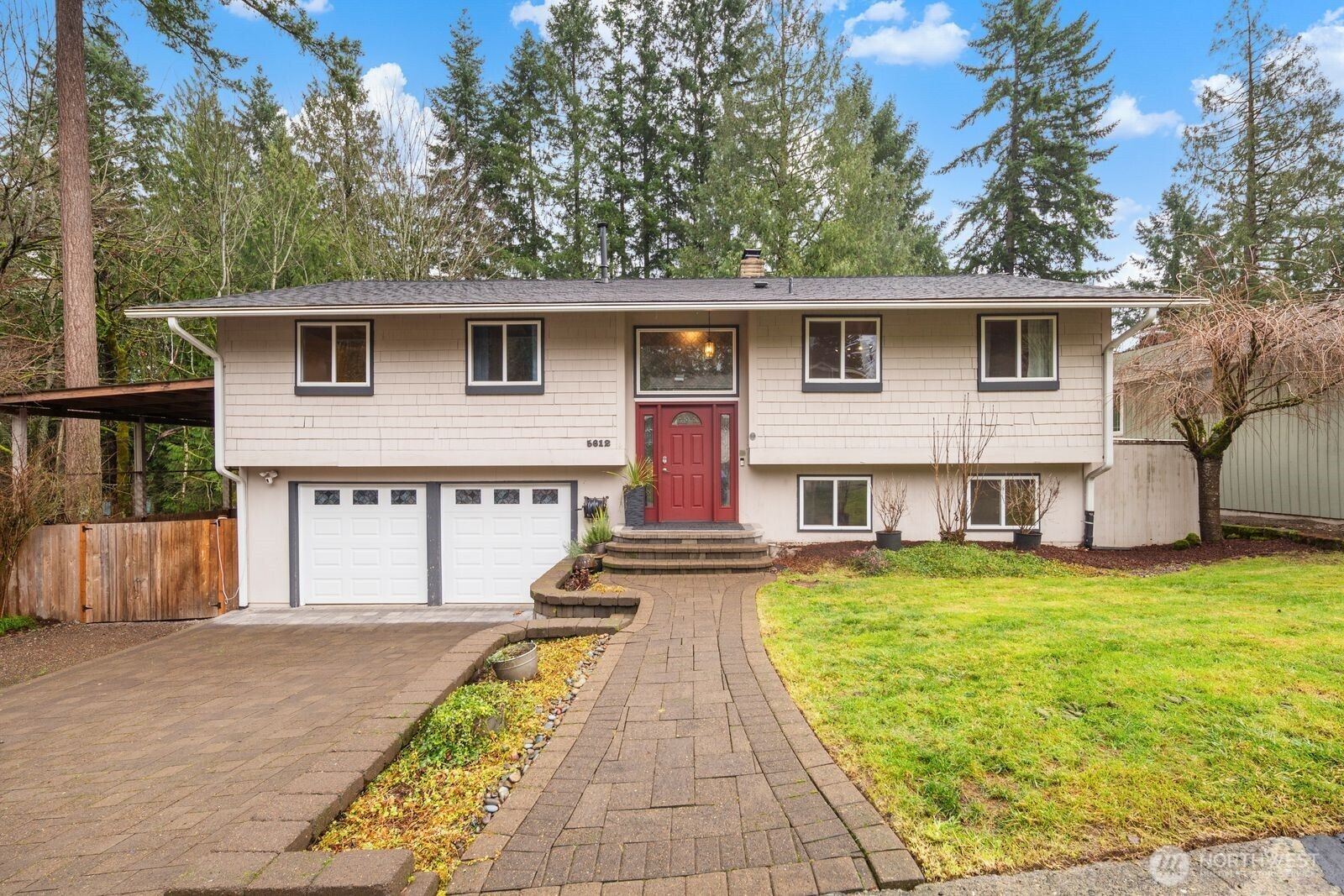 5612 159th Place NE, Redmond, WA 98052