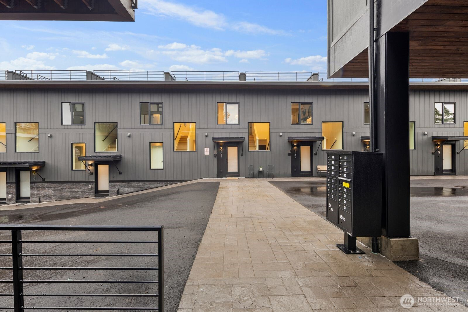 614 5th Avenue S, Edmonds, WA 98020