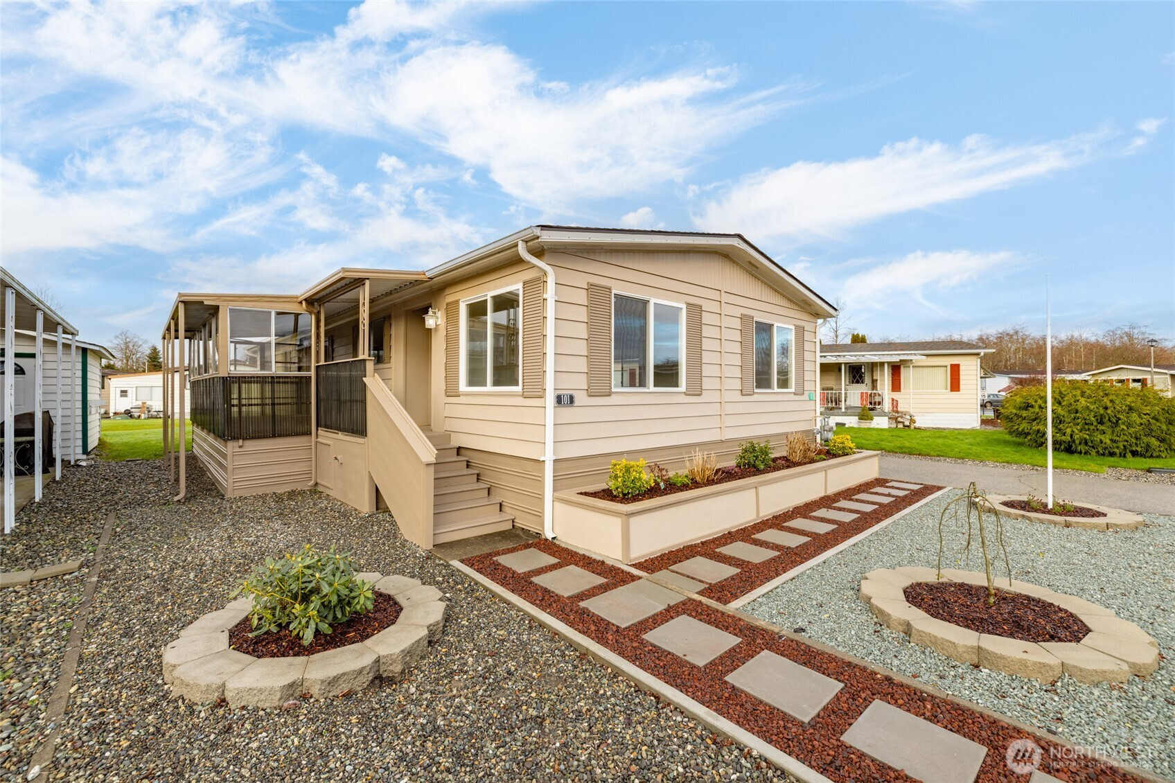 2725 E Fir Street, Mount Vernon, WA 98273