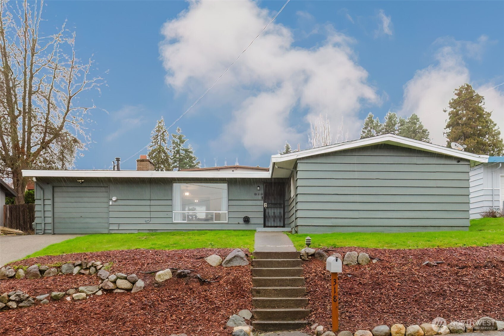 318 E 28th Street, Bremerton, WA 98310