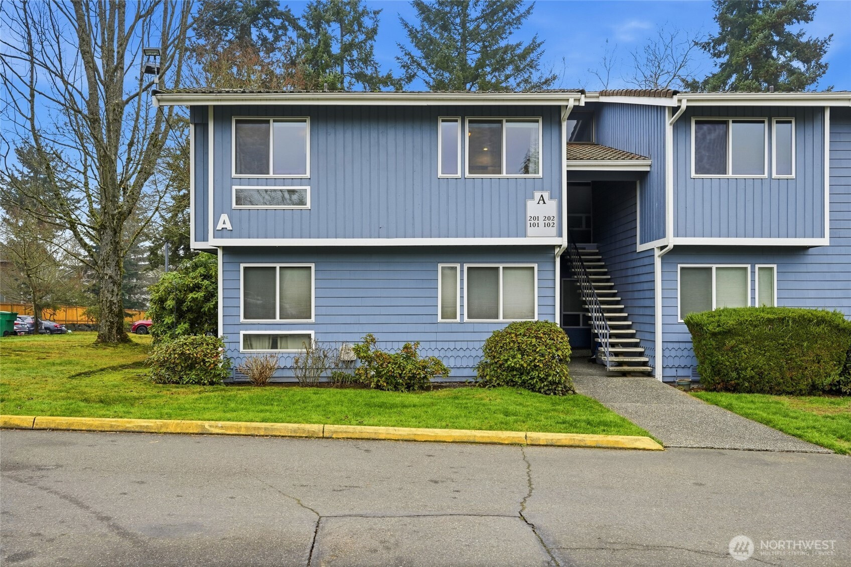 4122 212th Street SW, Mountlake Terrace, WA 98043