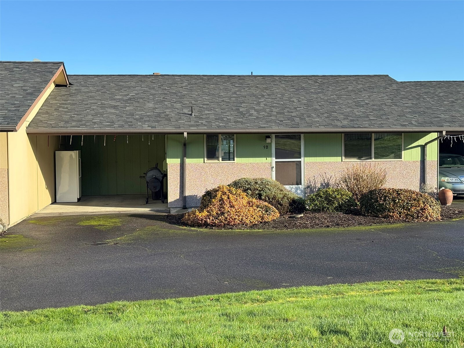 1301 S Third Avenue, Sequim, WA 98382