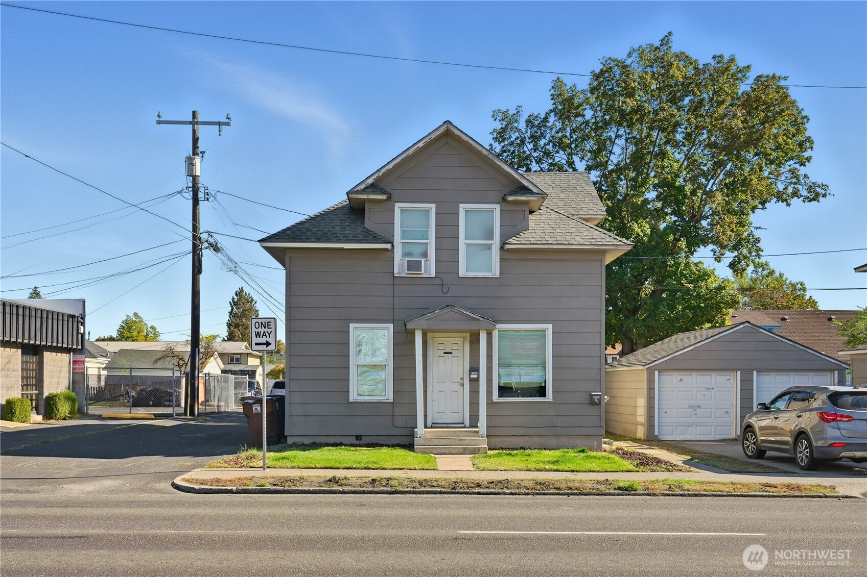 1704 N Ash Street, Spokane, WA 99205