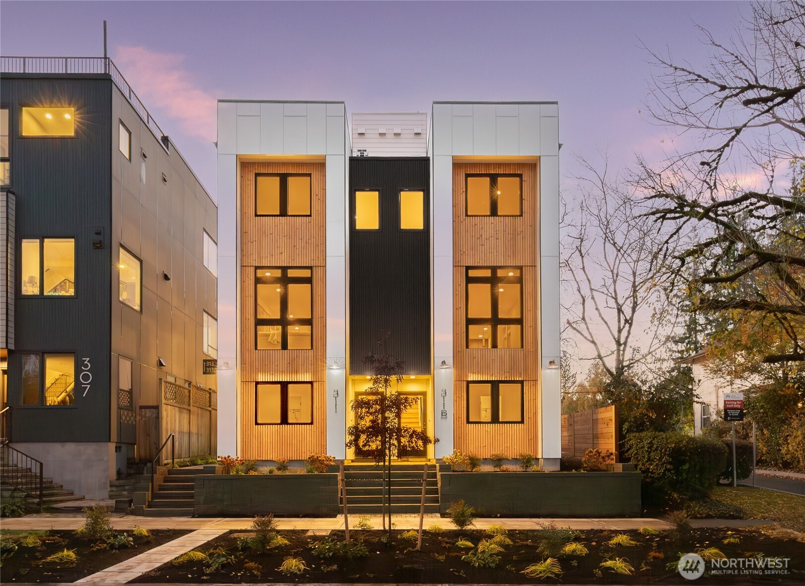 313 17th Avenue E, Seattle, WA 98112