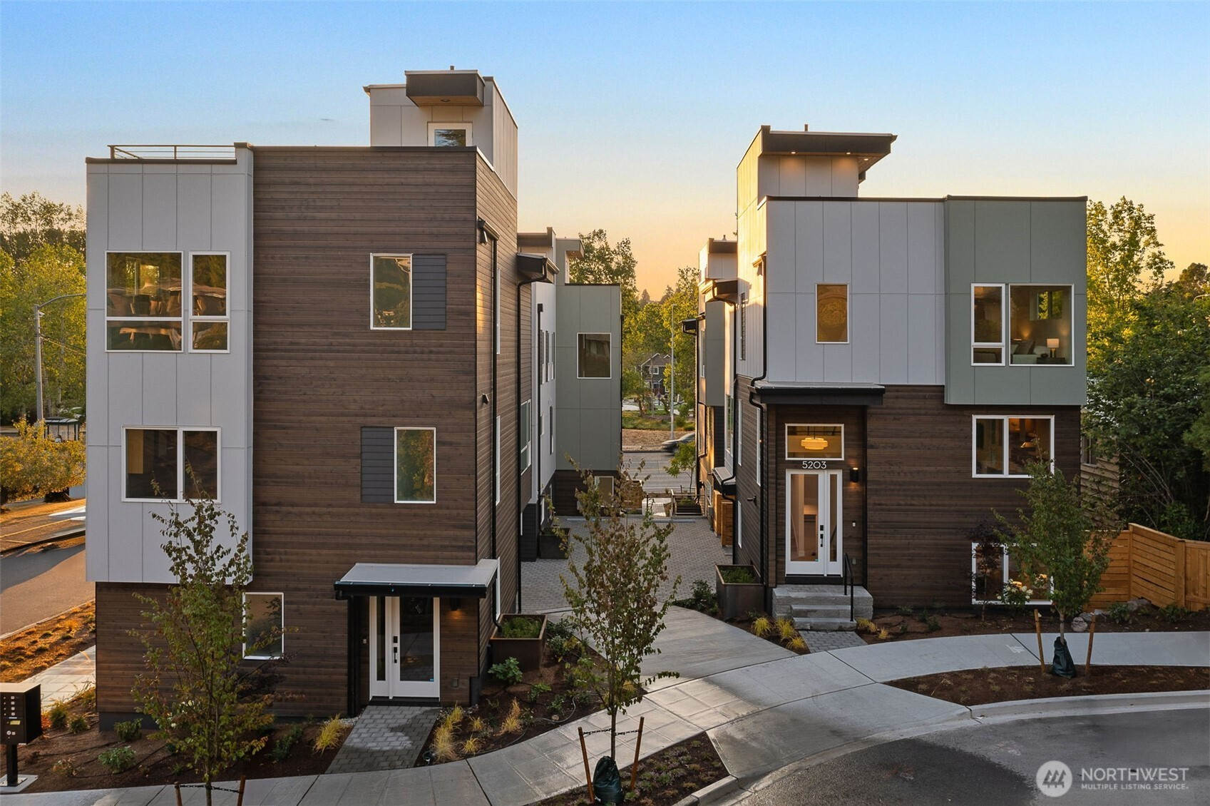 5203 Sand Point Way NE, Seattle, WA 98105