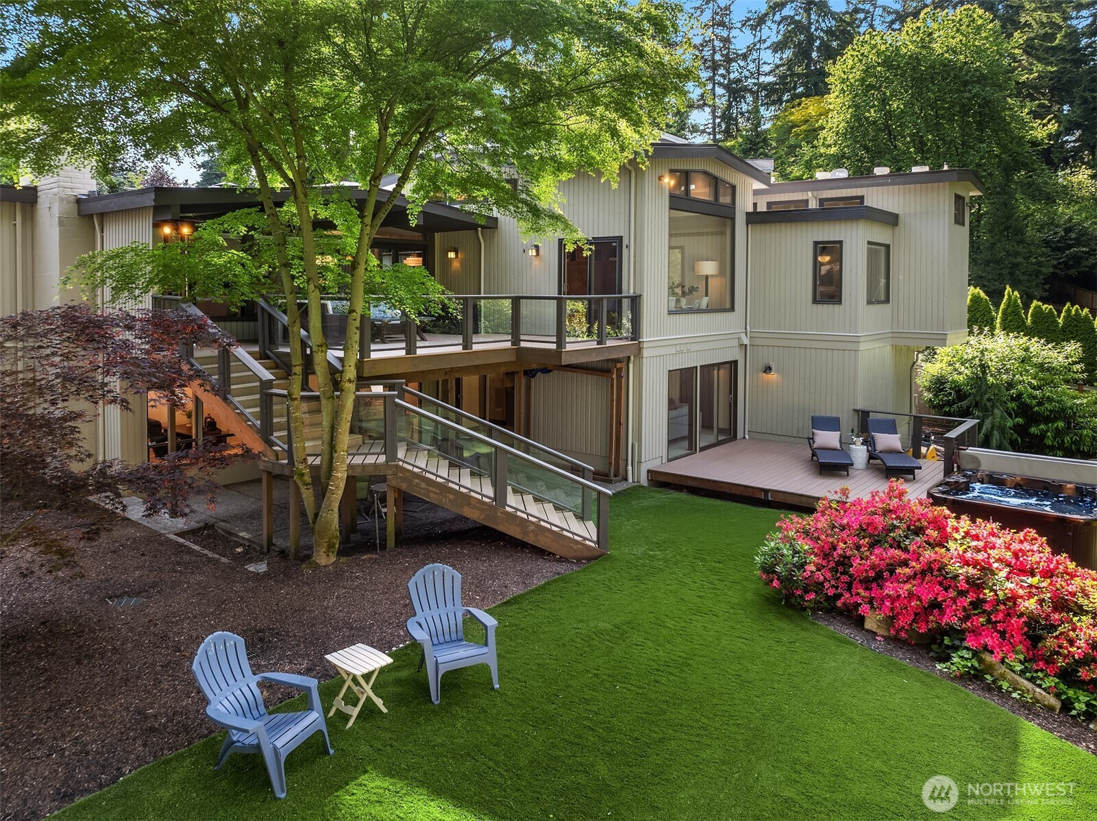 10250 SE 21st Street, Bellevue, WA 98004
