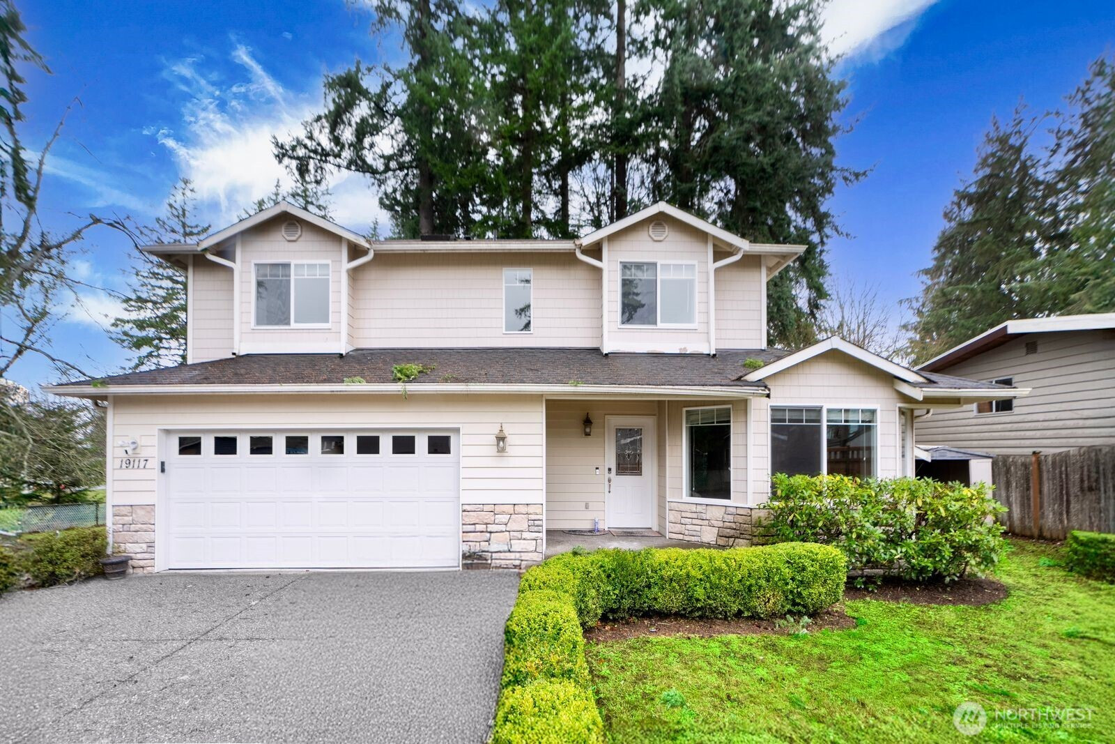 19117 3rd Avenue NW, Shoreline, WA 98177