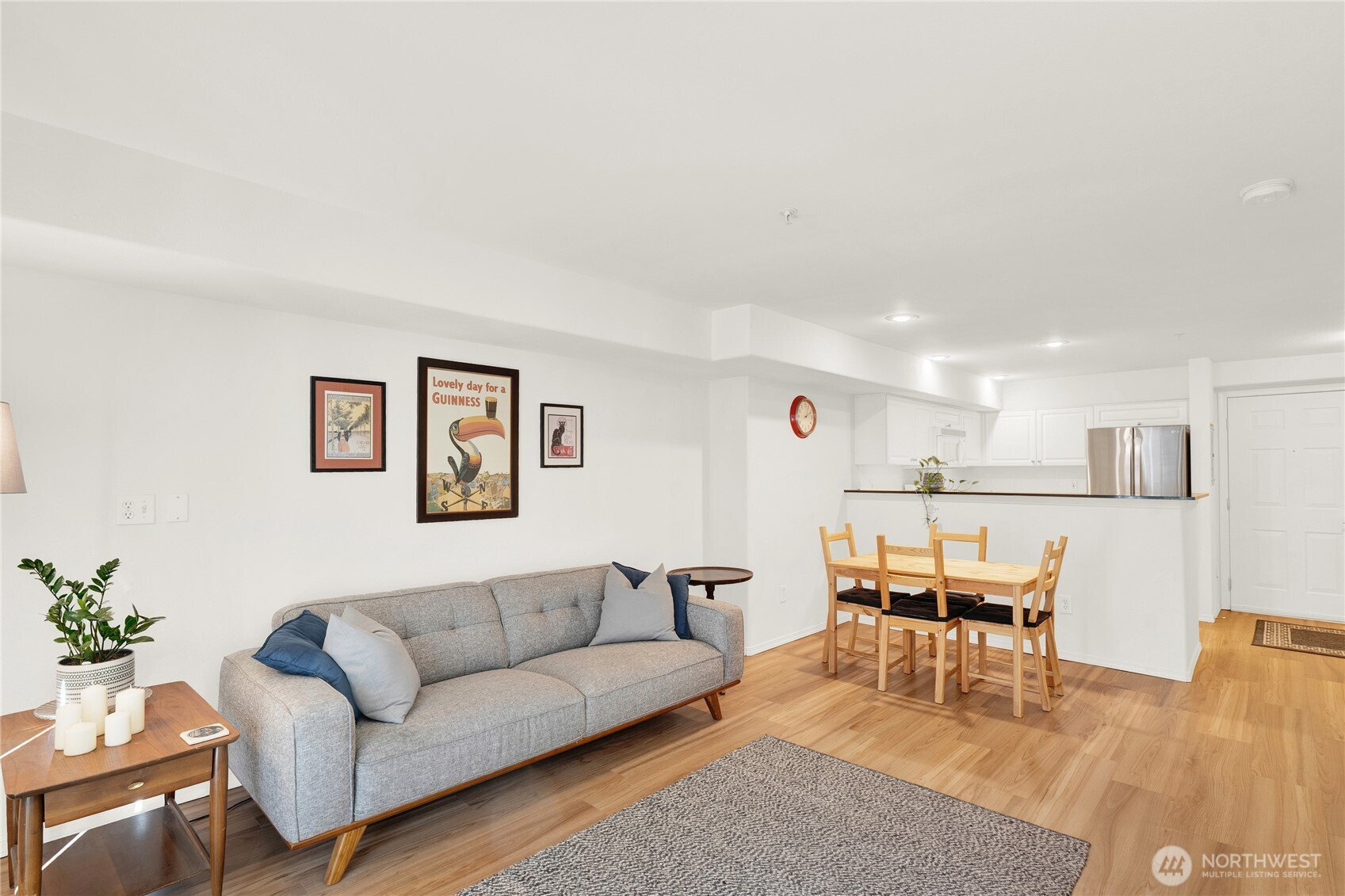 3318 30th Avenue SW, Seattle, WA 98126