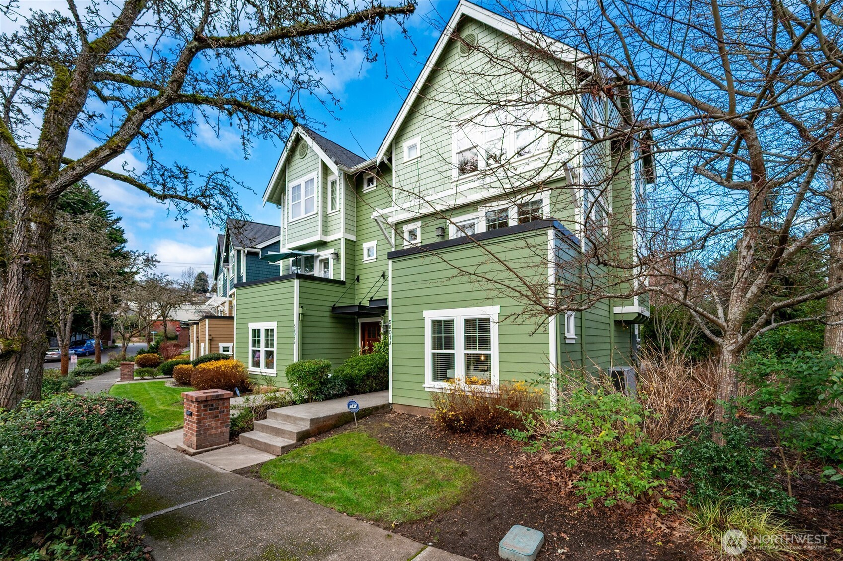 5801 55th Avenue NE, Seattle, WA 98105