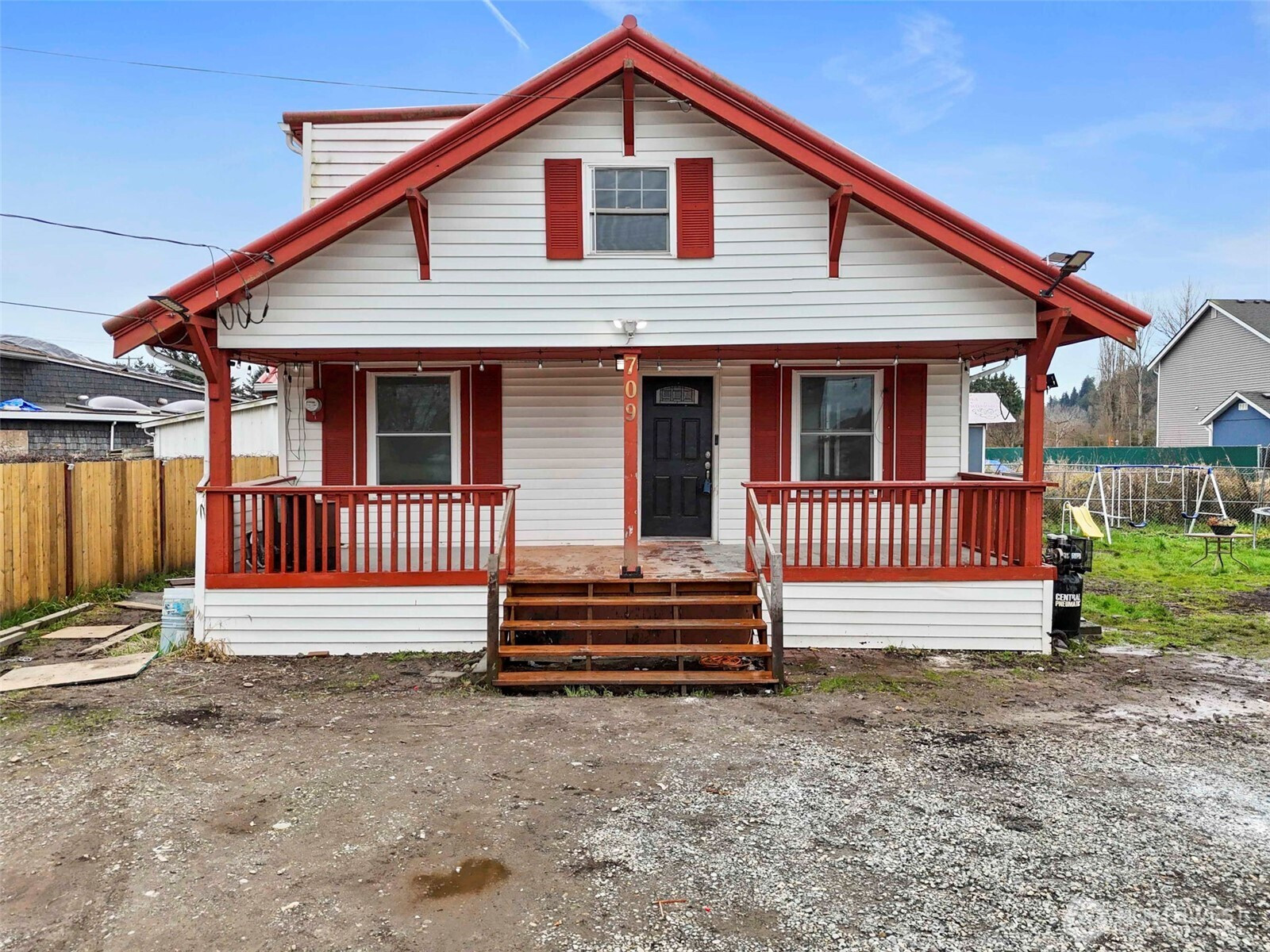 709 Celery Avenue, Algona, WA 98001