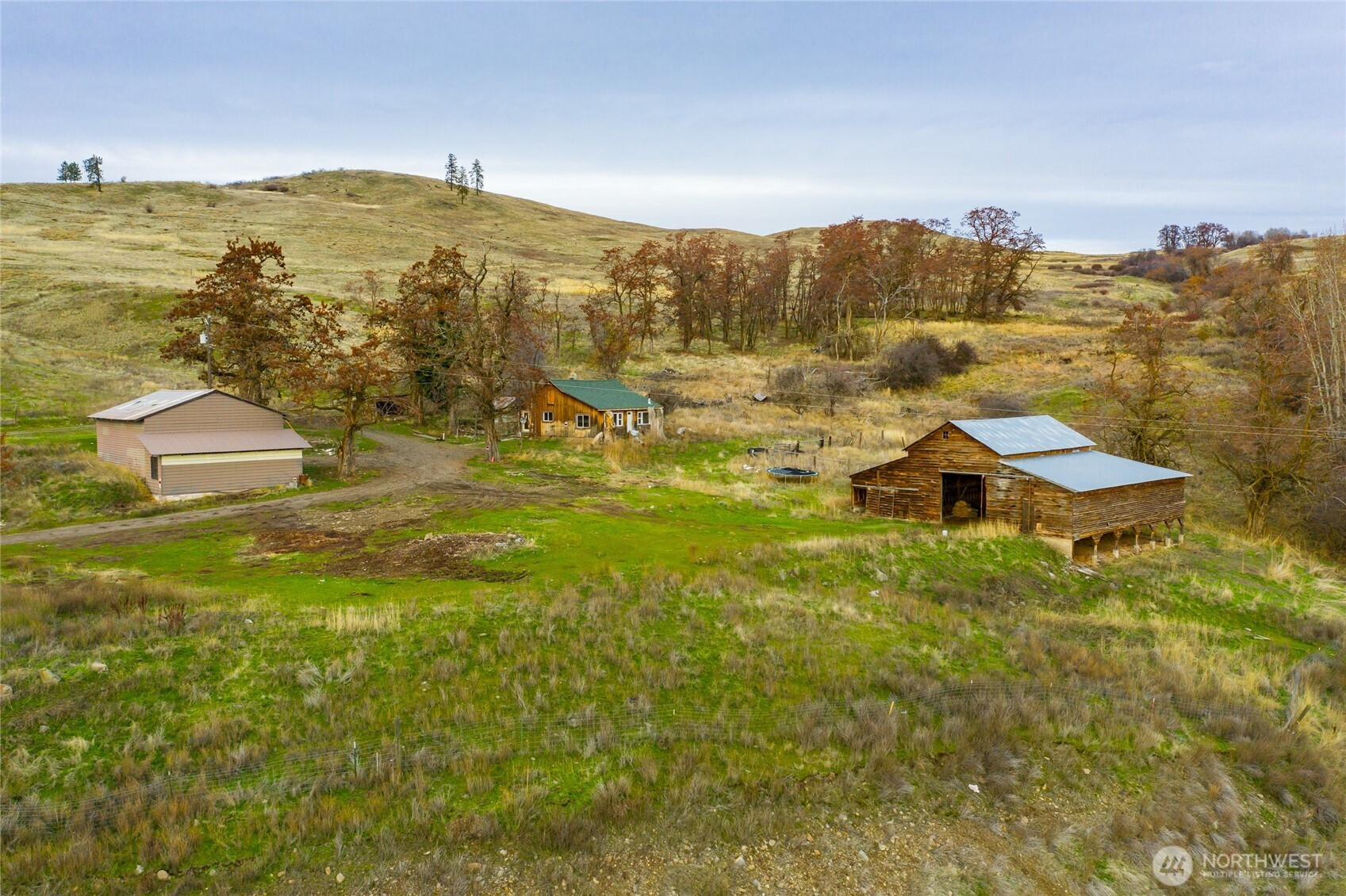 4521 Highway 25 S, Hunters, WA 99137