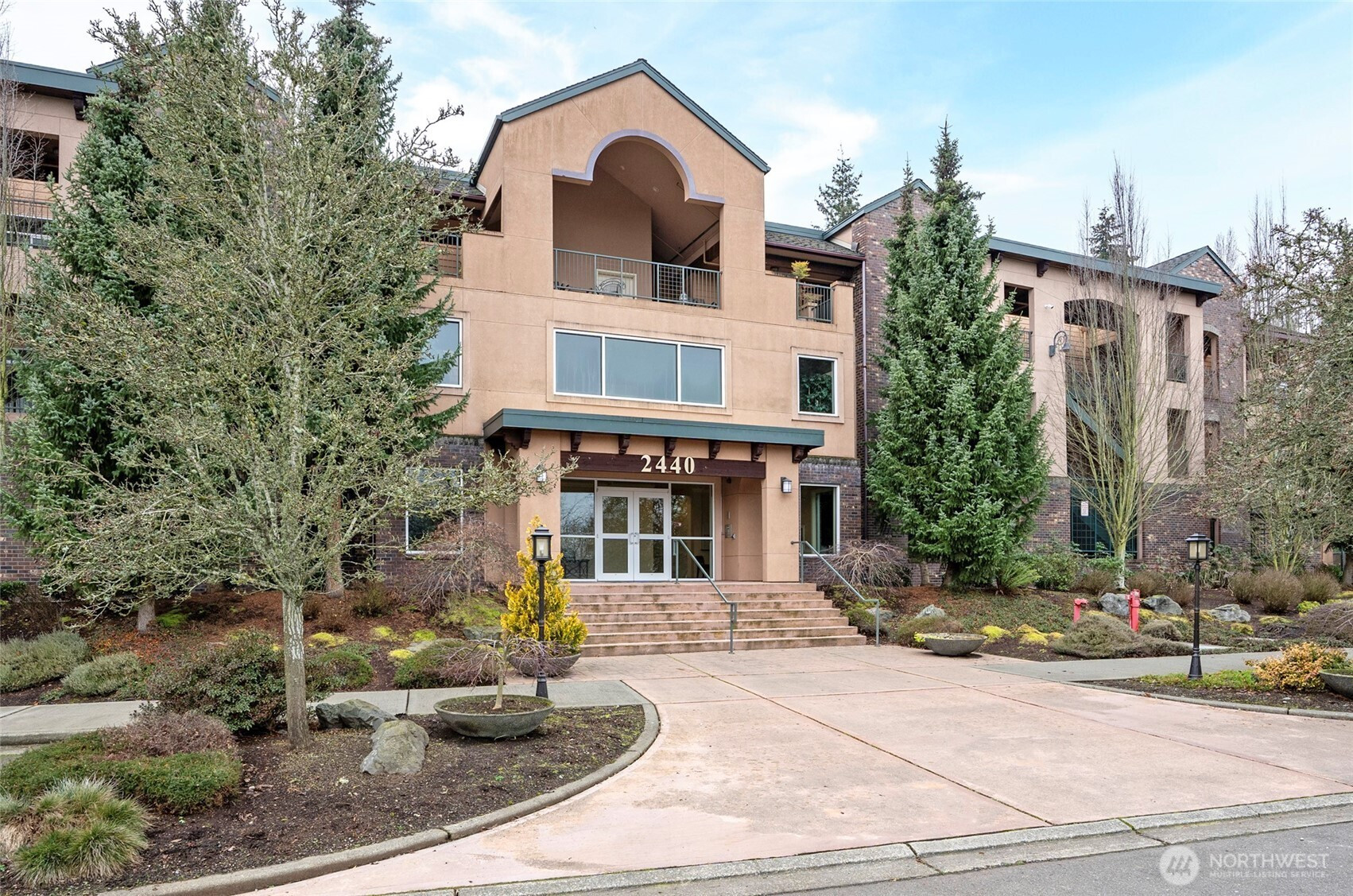 2440 S Steele Street, Tacoma, WA 98405