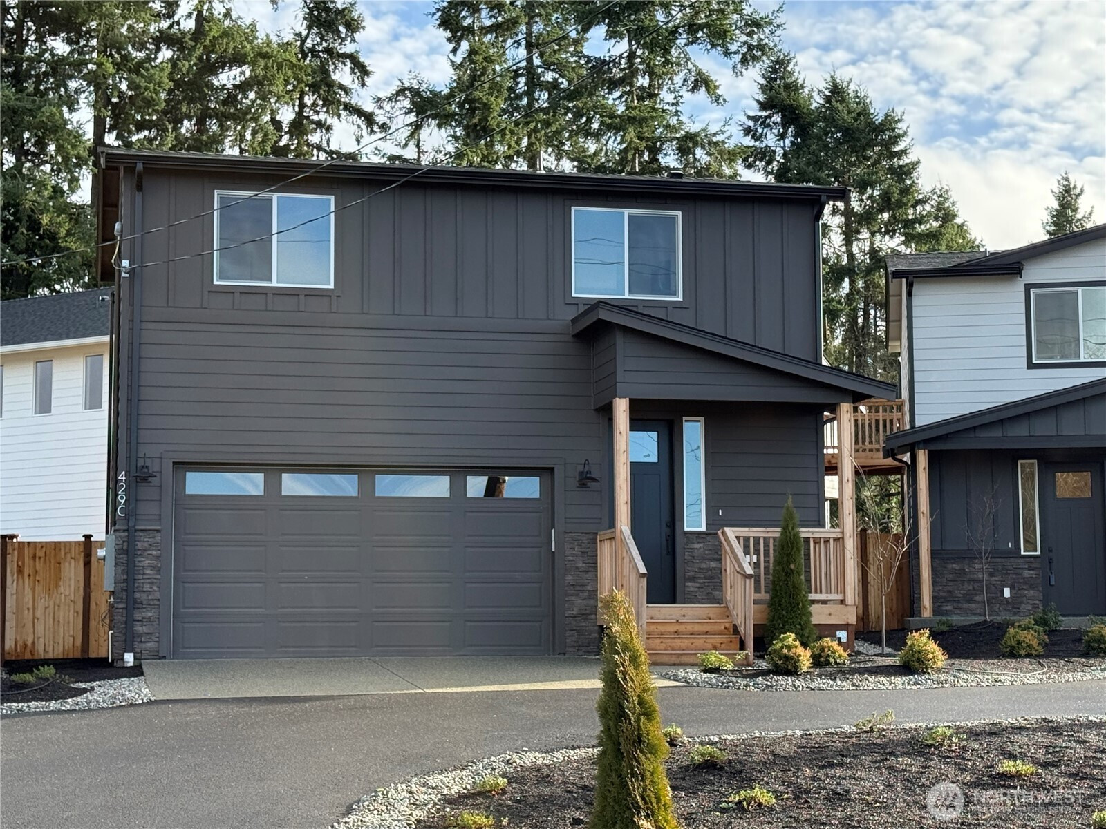 429 Legion Drive, Everett, WA 98201