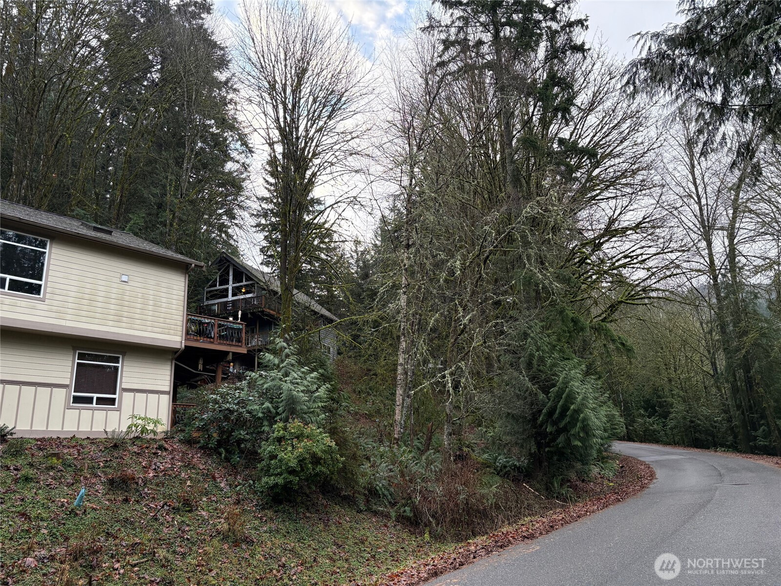 32 Lake Louise Drive, Bellingham, WA 98229