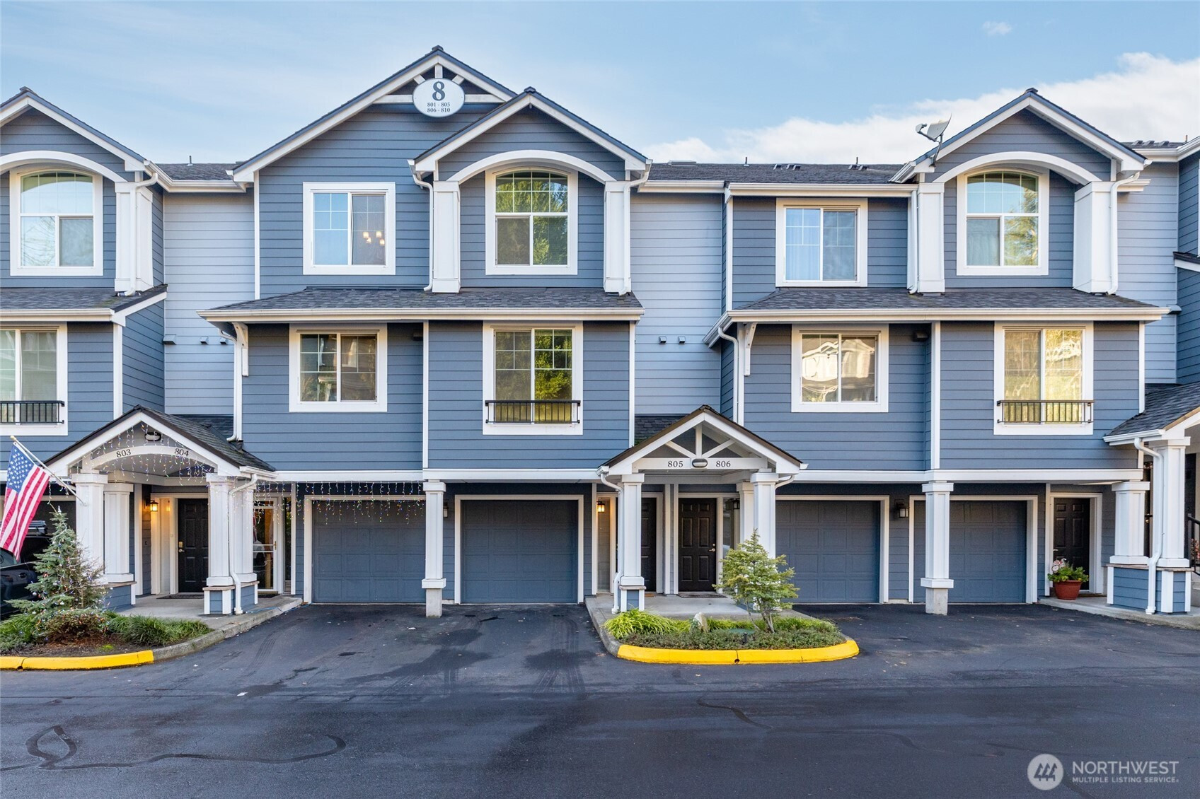 16125 Juanita-Woodinville Way NE, Bothell, WA 98011
