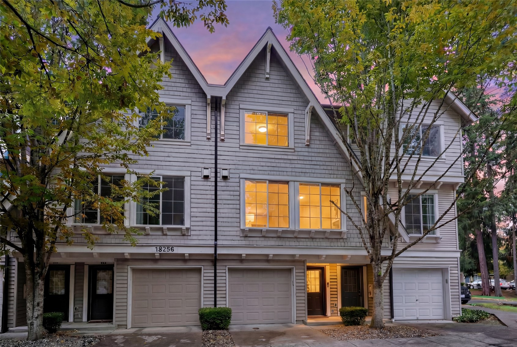 18258 NE 96th Way, Redmond, WA 98052