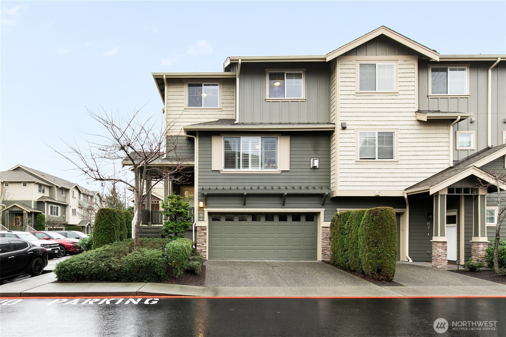 320 Chelan Place NE, Renton, WA 98059