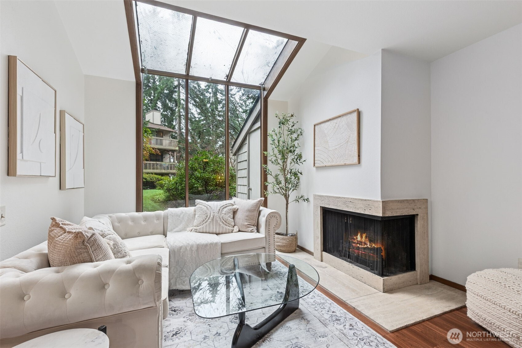 13730 15th Avenue NE, Seattle, WA 98125