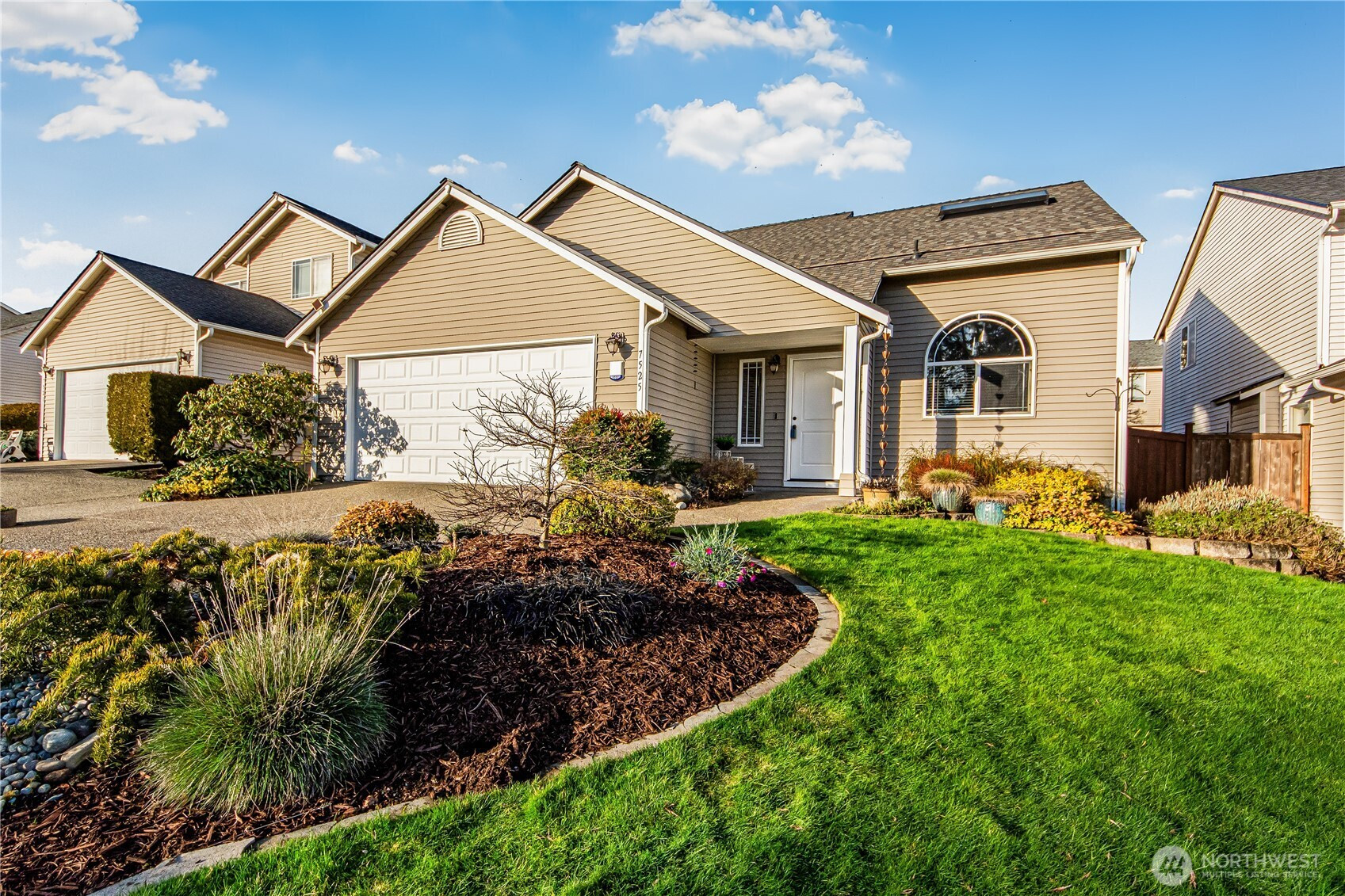 7525 195th Street Ct E, Spanaway, WA 98387