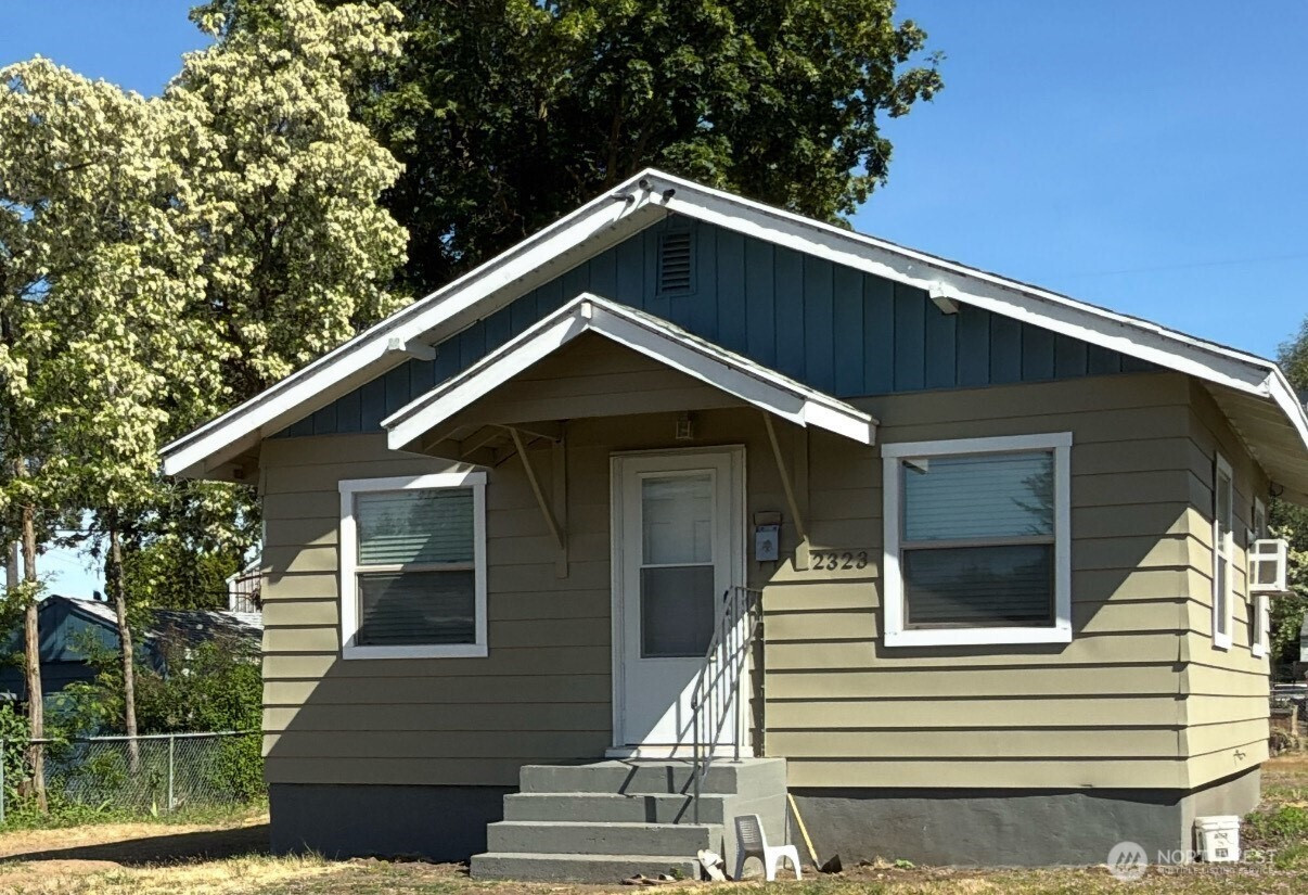 2323 E Rich Avenue, Spokane, WA 99207