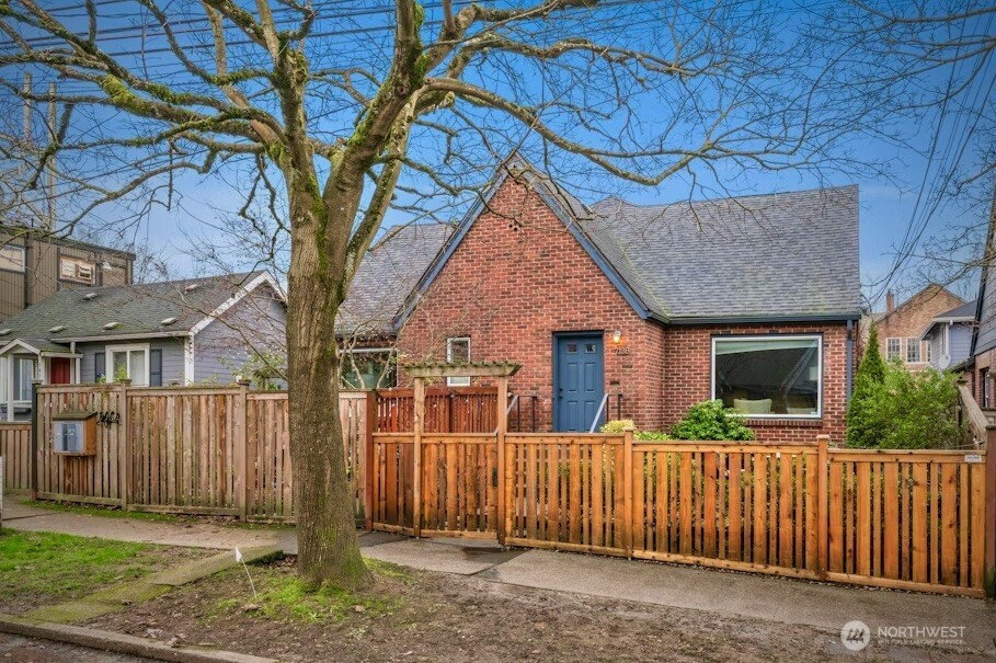 713 26th Avenue, Seattle, WA 98122