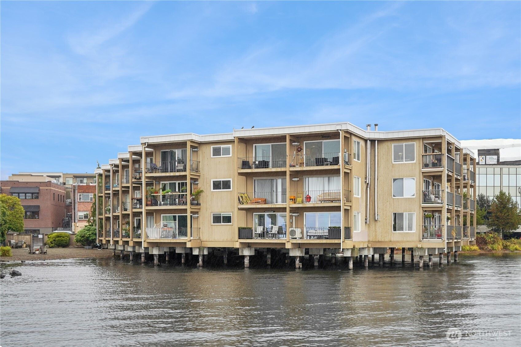 65 Kirkland Avenue, Kirkland, WA 98033