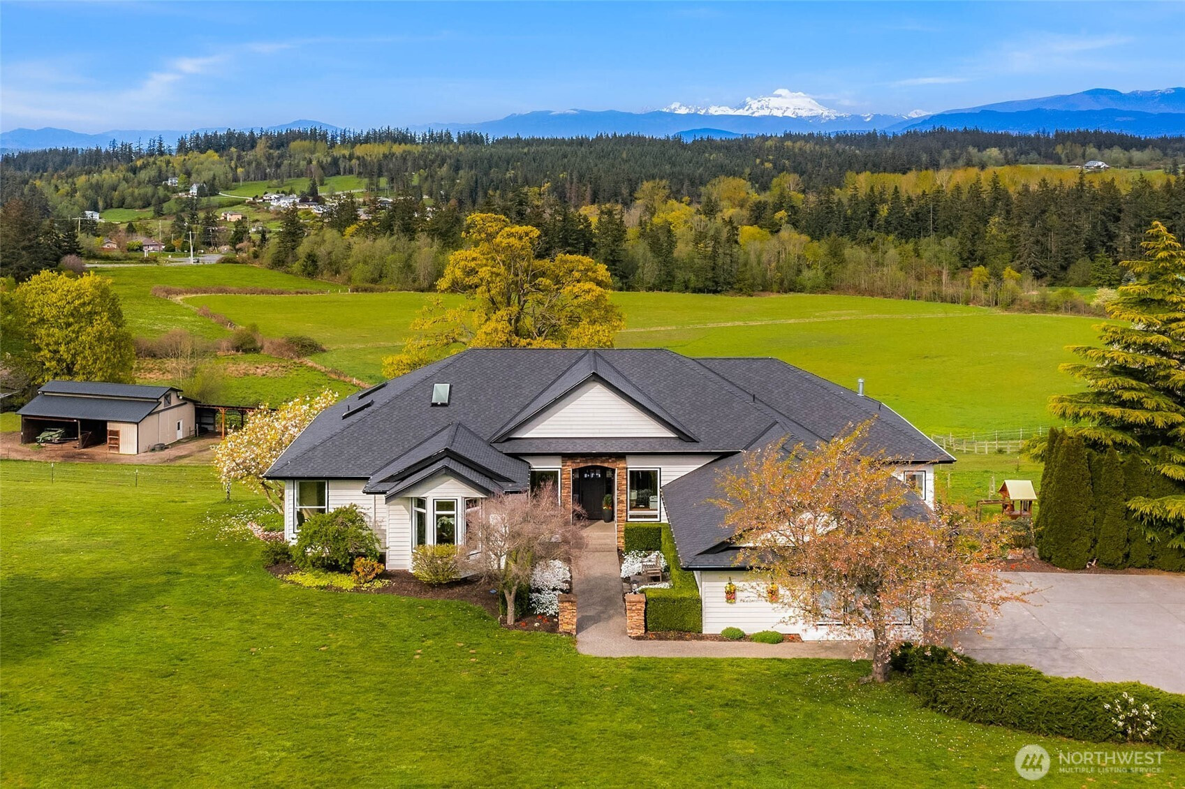 221 Baker View Lane, Camano Island, WA 98282