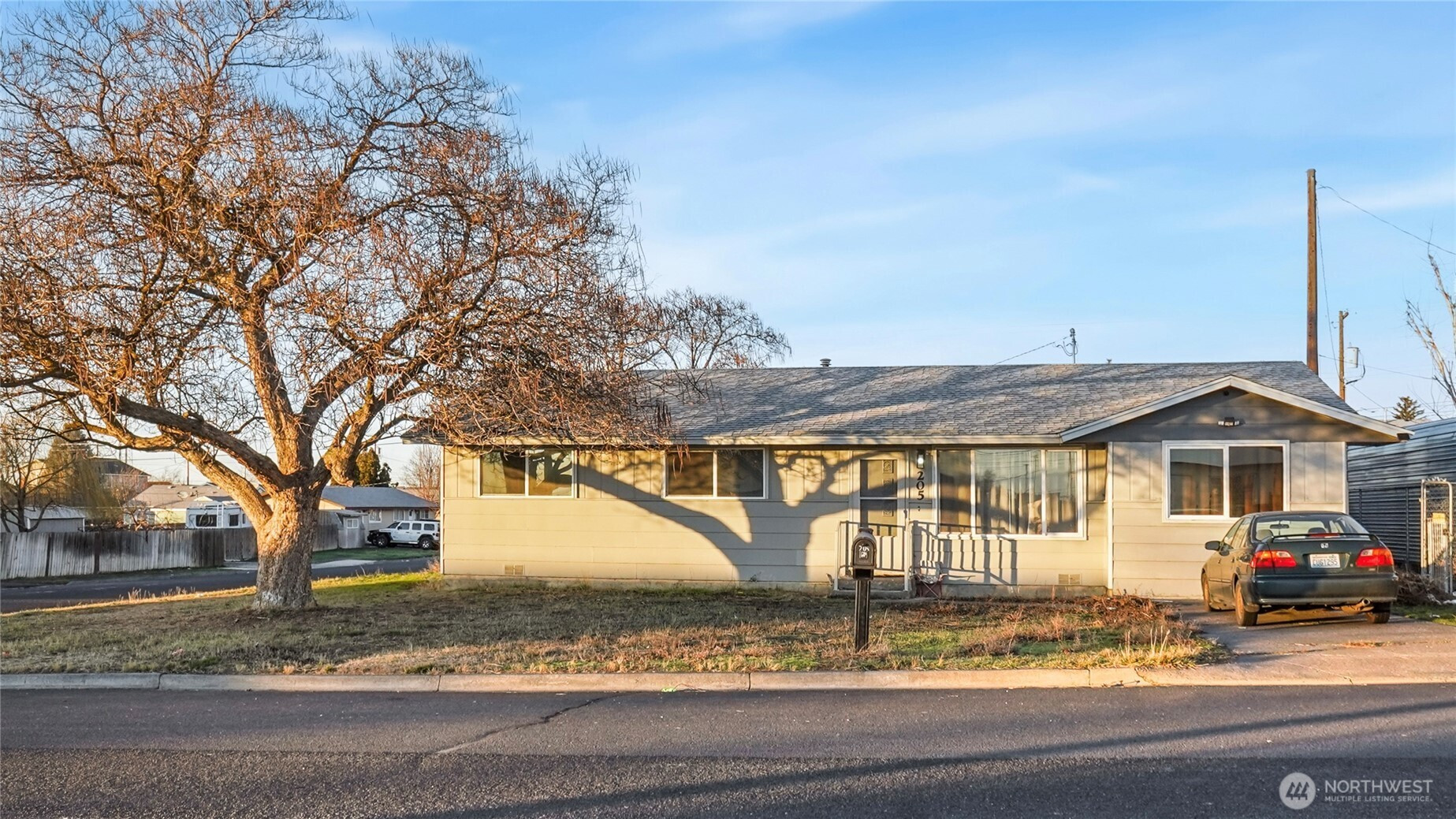 205 E Cedar Street, Othello, WA 99344