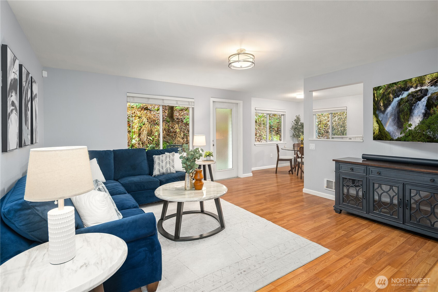 595 Newport Way NW, Issaquah, WA 98027