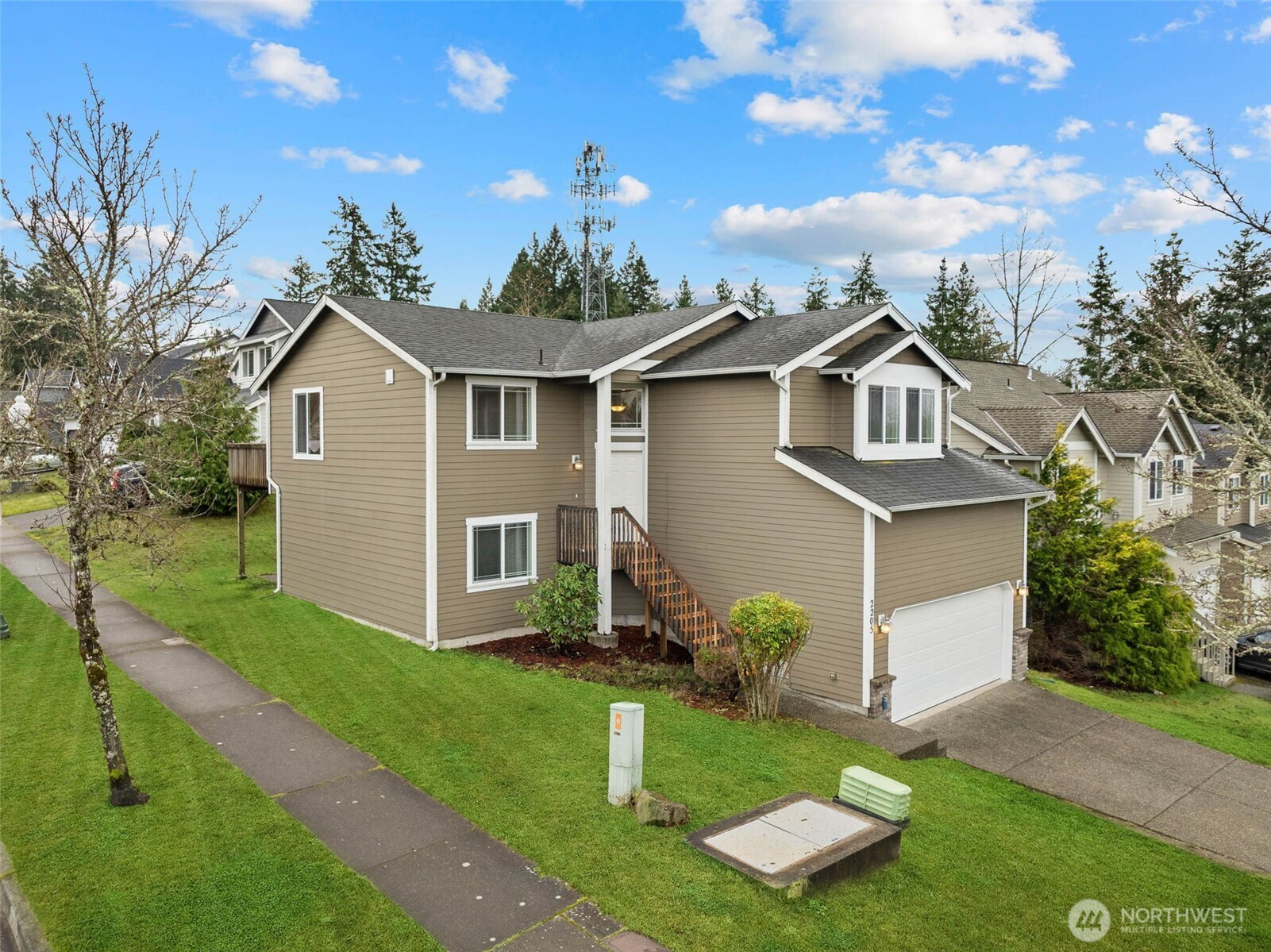 2205 Cooper Crest Place NW, Olympia, WA 98502