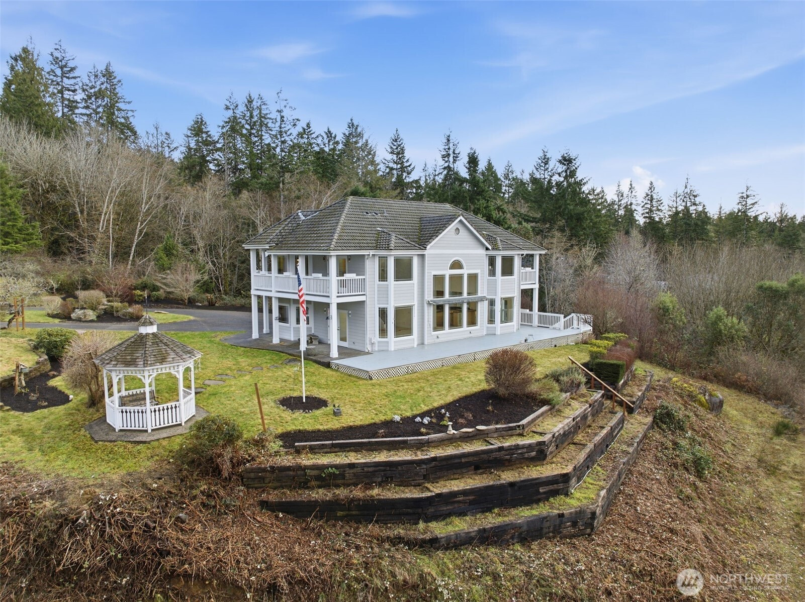 457 E Victor Road, Belfair, WA 98528