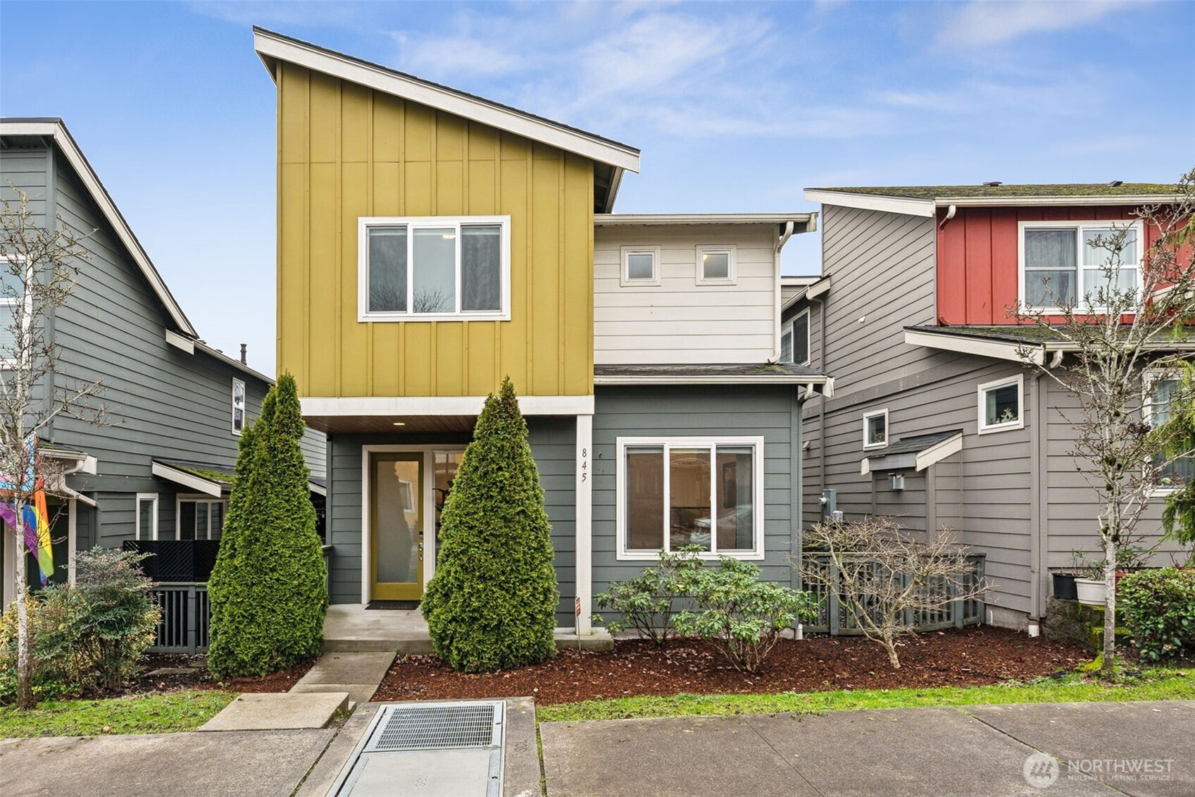 845 SW 96th Place, Seattle, WA 98106